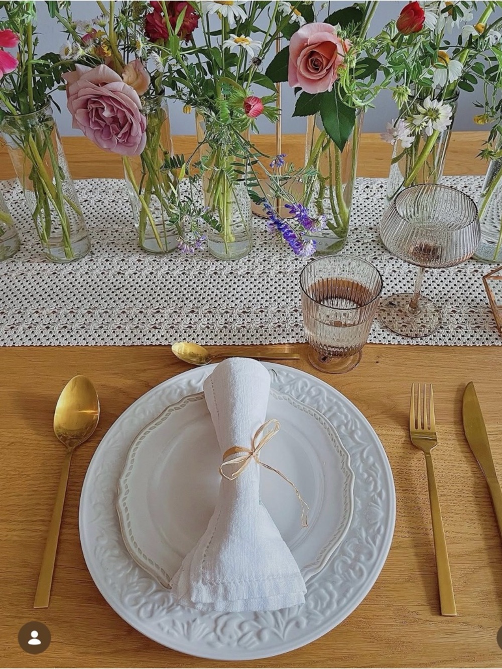 Gifts for Mom 🌸✨ Embossed Ceramic Dinner Plate - Classic Home Dining (Set of 4)